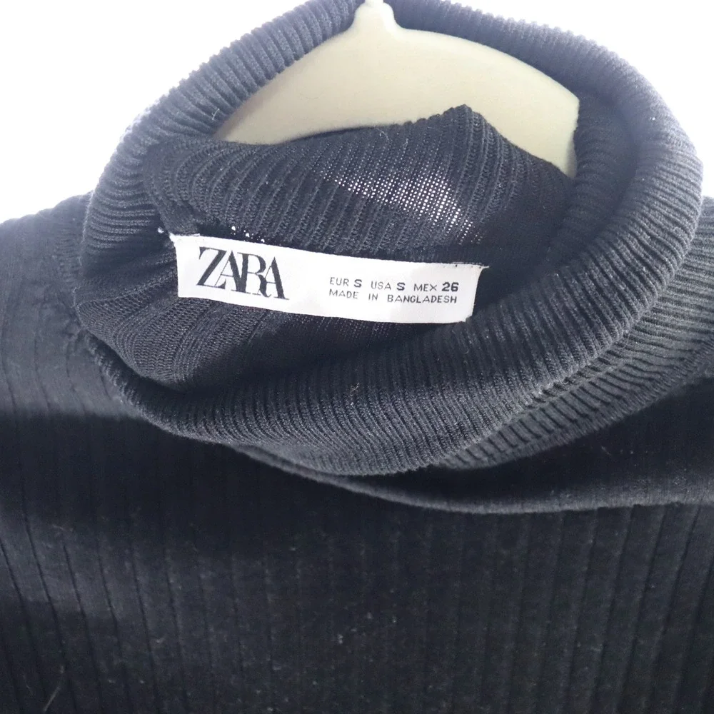 Zara Turtleneck Sweater Small Black Womens Ribbed Knit Basic